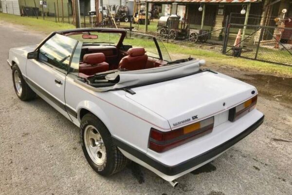 1985-ford-mustang-lx-2dr-convertible (12)