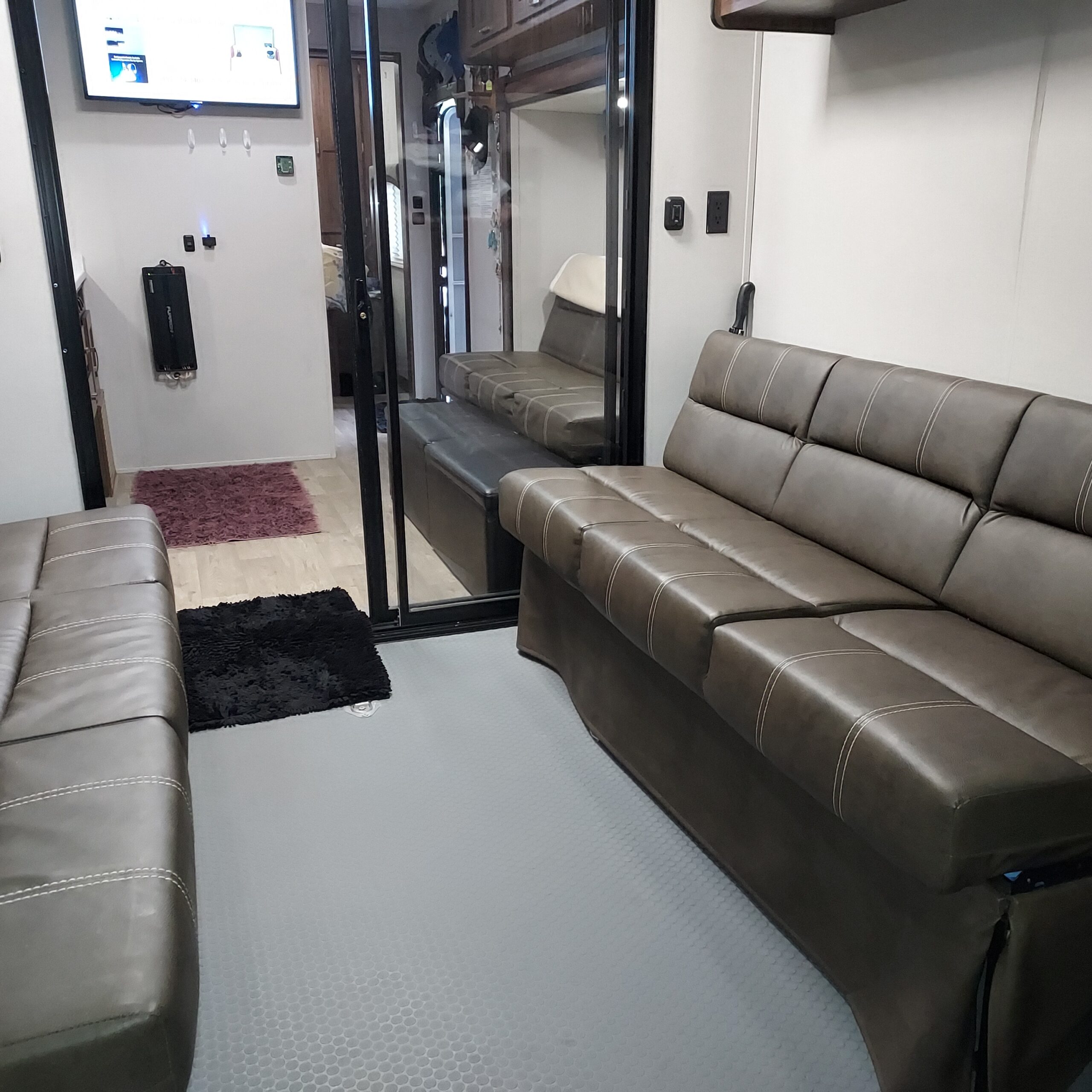 20220915_171243 Zephyrhills Classic Car Auction & Auto Event