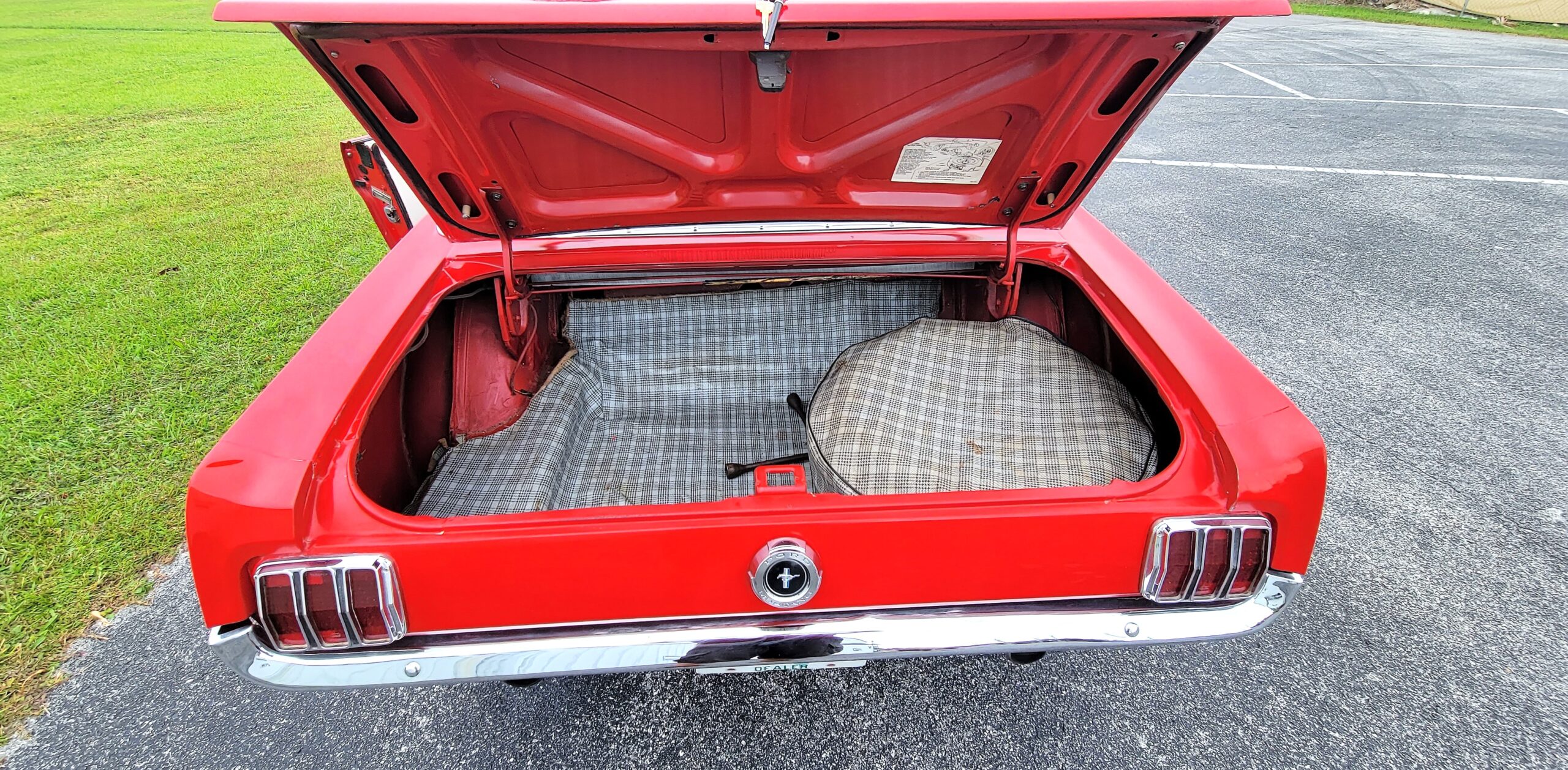 20221012_132137 Zephyrhills Classic Car Auction & Auto Event